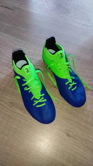 Botas de fútbol Viraltto talla 39