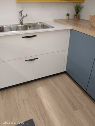 Montaje Puertas y Parquet 691768719