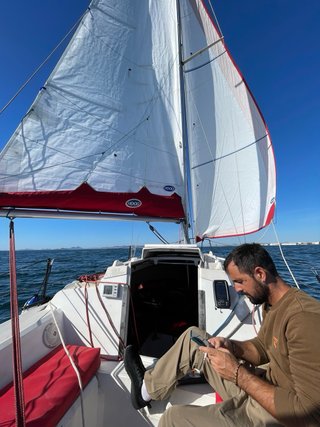 Edel 660 FULL EQUIP – Tohatsu 9.9 EFI, velas nueva