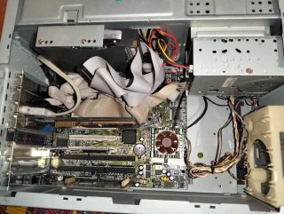 Ordenador ,PC  Pentium MMX