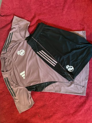 Conjunto Real Madrid Adidas morado y Negro