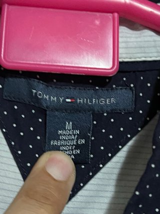 Camisa Tommy Hilfiger azul y blanca