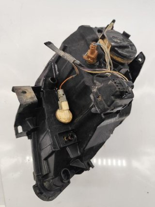 Faro izquierdo renault 8200417452 kangoo 2196