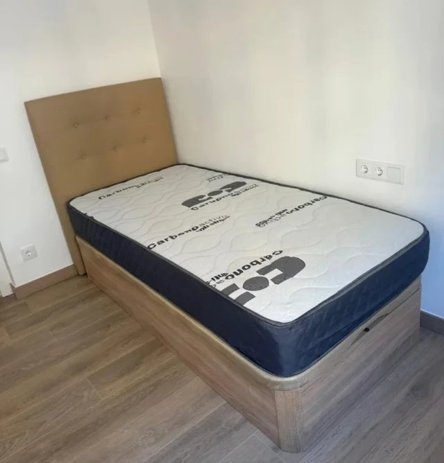 Letto singolo con materasso 90x190