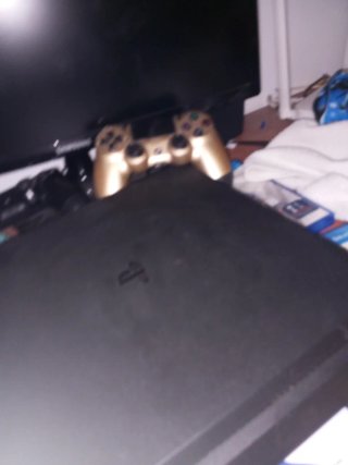 PS4 Slim 500GB + 2 Mandos