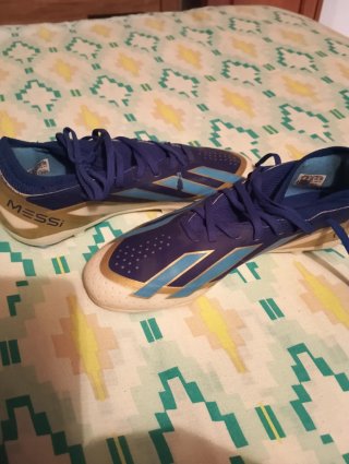 Botas de fútbol Messi