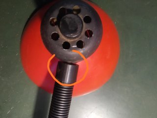 Lampada vintage rossa con morsetto