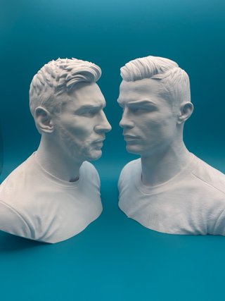 Set busti 3D CR7 Messi plastica 17cm