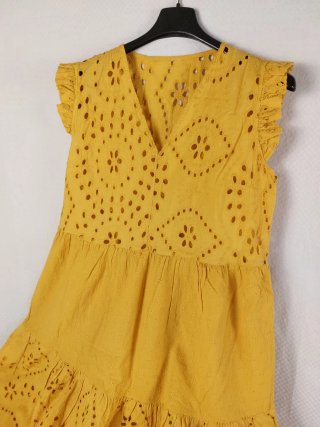 Vintage Abito Smanicato Senape Traforato Floreale