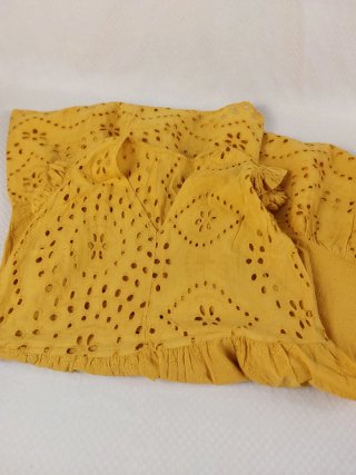 Vintage Abito Smanicato Senape Traforato Floreale