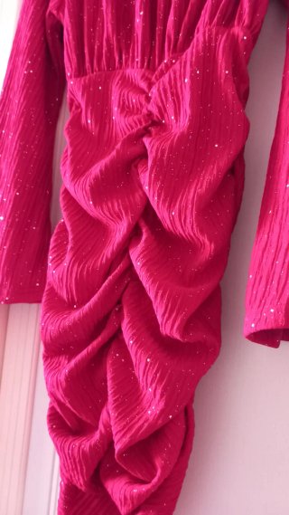 Abito da donna rosso scintillante