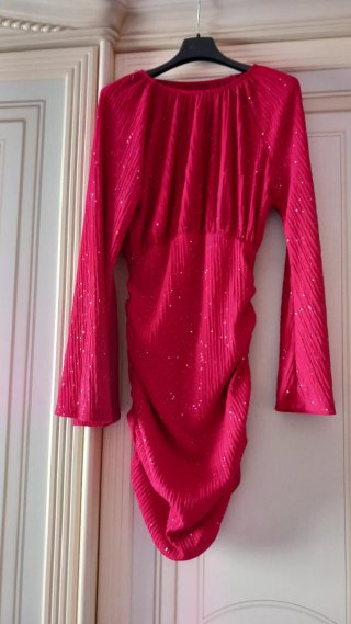 Abito da donna rosso scintillante