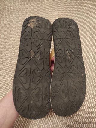 Chanclas Roxy Negras y Doradas Talla 38