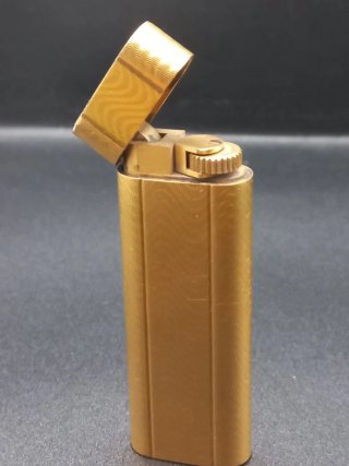 Accendino Cartier Dorato