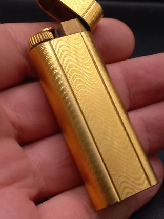 Accendino Cartier Dorato
