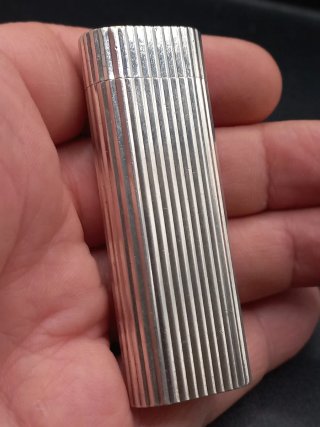 Accendino Cartier in Argento
