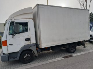 Nissan NT400 Cabstar 2006