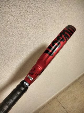 Pala de pádel Wilson Bela Pro + funda