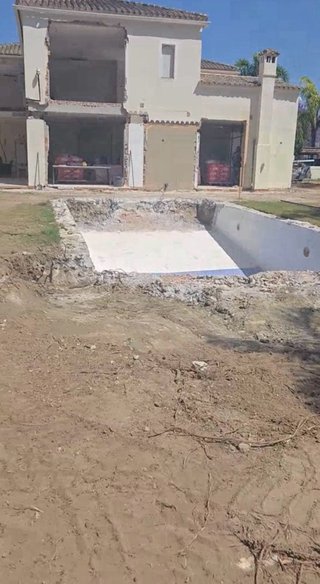 Construcciom de piscinas y Spas