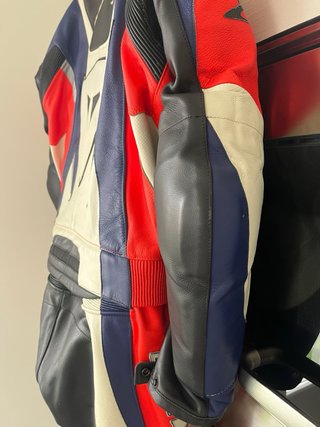 Mono Dainese Cuero 2 Piezas