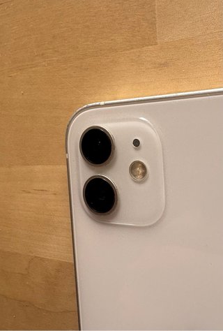 iPhone 12 Apple