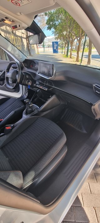 Peugeot 2008 1.5 Blue Hdi, Perfecto Estado