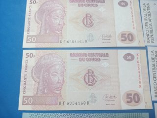 Banconote mondiali lotto 7