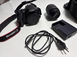Canon EOS 250D + Objetivo EF-S 18-55mm