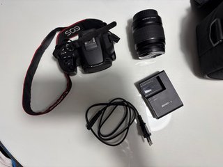 Canon EOS 250D + Objetivo EF-S 18-55mm
