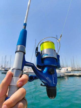 Equipo Pesca Jigging, Embarcación