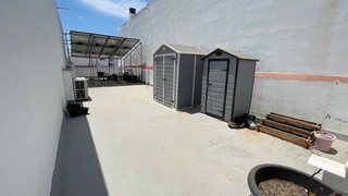 Casa de planta baja luminosa, con gran patio