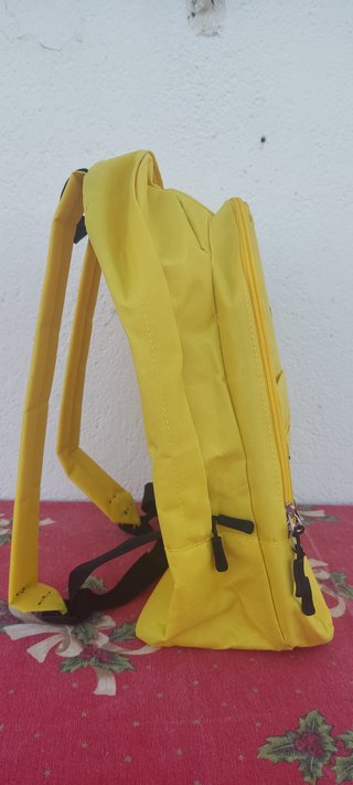 Mochila J&B Amarilla 40x32 cm