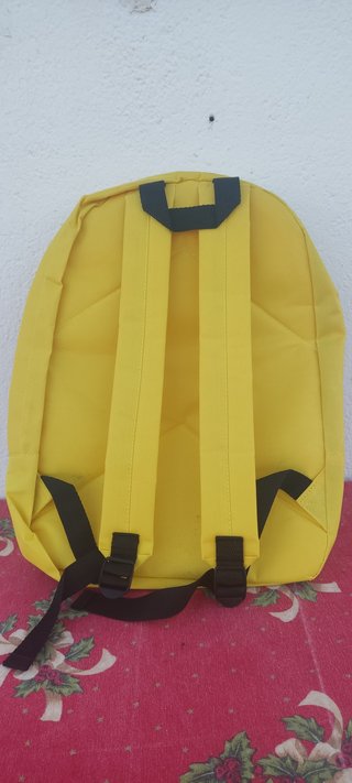 Mochila J&B Amarilla 40x32 cm