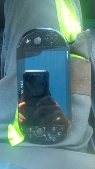 PSVitaSonyNegrafuncionaperfectamente