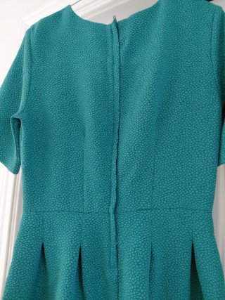 Vestido midi H&M verde talla 40