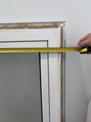Ventana de aluminio blanca