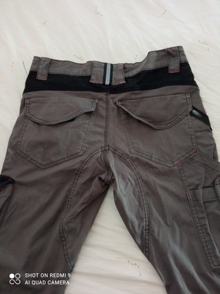 Pantaloni da lavoro grigi