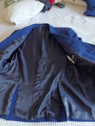 Chaqueta traje Zara azul chico