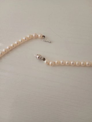 Collana oro e perle con ciondolo