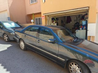 Mercedes-Benz Clase E 2001