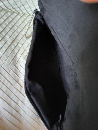 Bolso de mano con abalorios