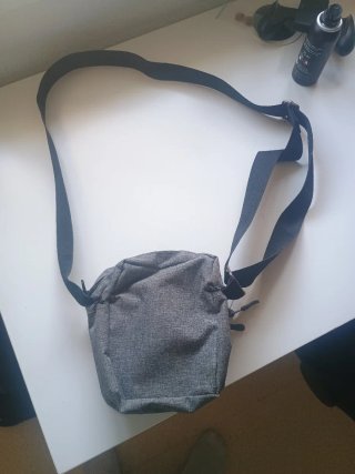 Bolsito Adidas gris