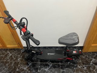 Patín Eléctrico Freeboy Negro con Asiento