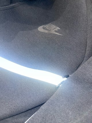 Chaqueta Nike Tech Fleece Reflectante Negra