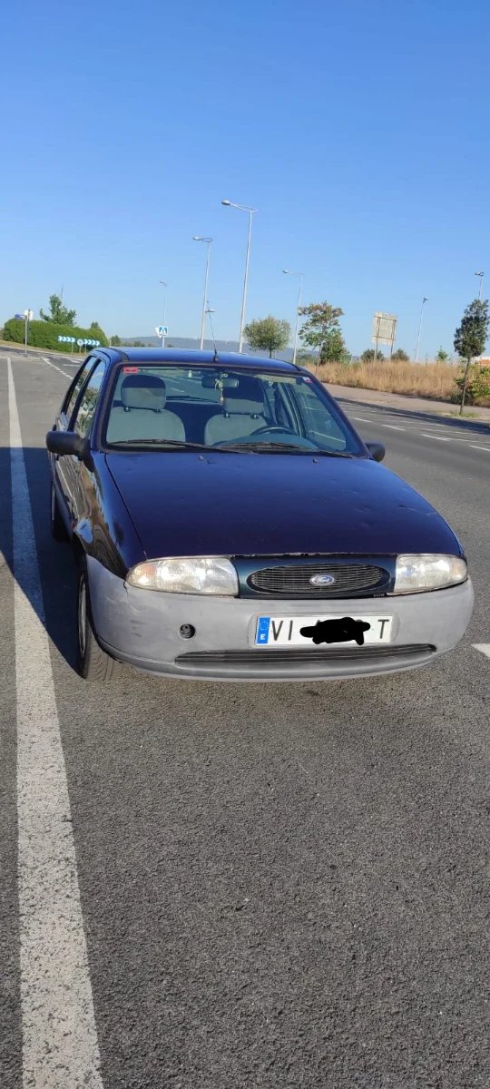 Ford Fiesta 1996 - foto 1