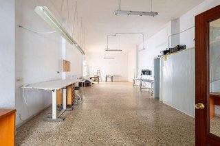 Local comercial en venta en Nueva Andalucía en Almería