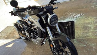 Honda CB125R 2018/19 Negra