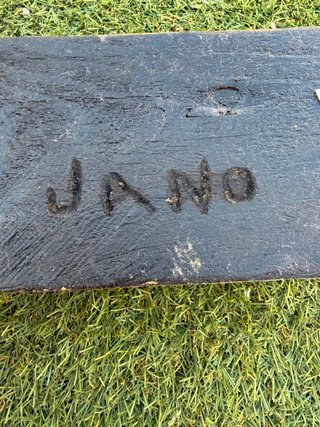 Cruz de madera Jano