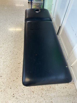 Se vende camilla de masaje 35 eur ver en elda