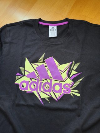 Camiseta Adidas XL Negra Logo Morado